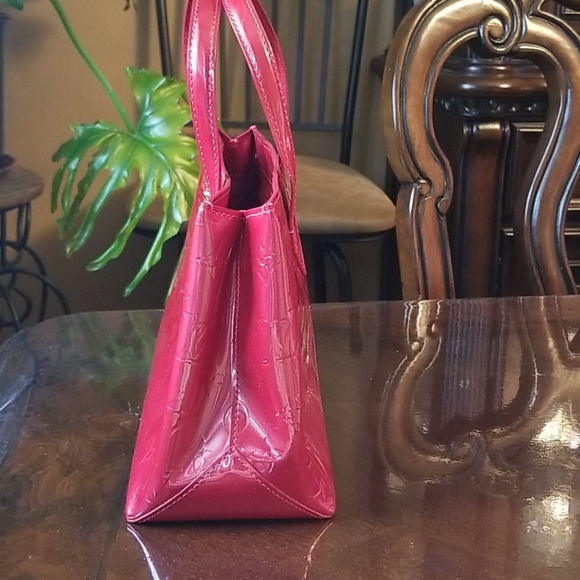 Lous Vuitton Vernis Wilshire PM Pomme D'amour - Picture 4 of 16